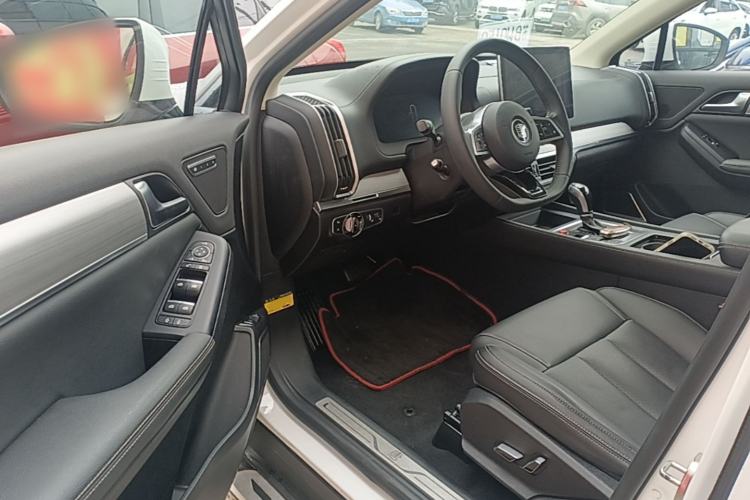 Used BYD Tang 2018 2.0T Automatic SmartConnect Prestige 7-Seater China V Standard Driver Seat