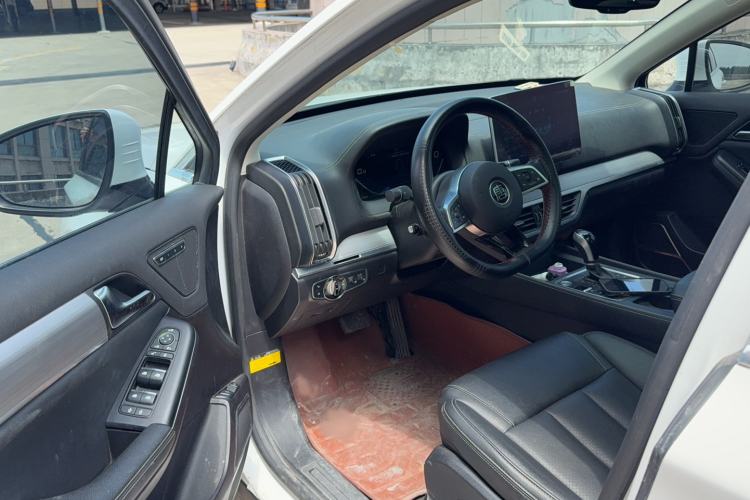 Used BYD Tang 2018 2.0T Automatic SmartConnect Prestige 7-Seater China V Standard Driver Seat