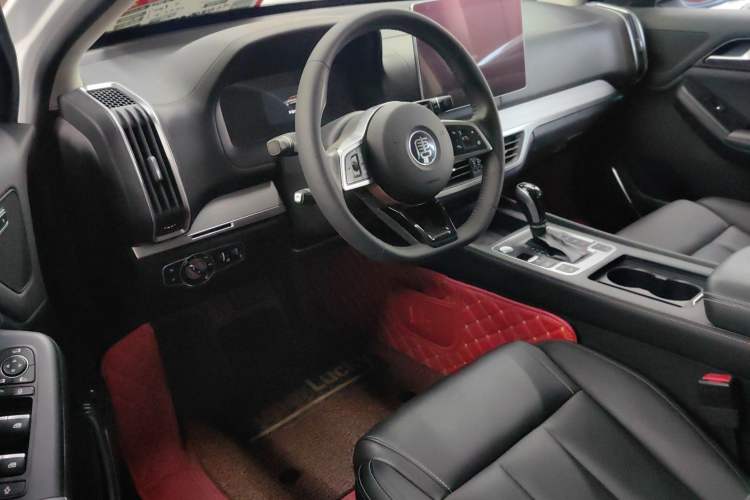 Used BYD Tang 2018 2.0T Automatic SmartConnect Prestige 7-Seater China V Standard Driver Seat