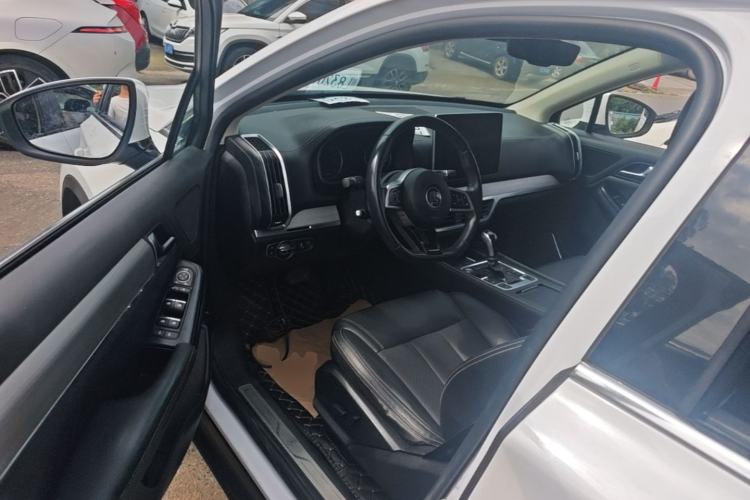 Used BYD Tang 2018 2.0T Automatic Smart Connect Prestige 7-Seater China V Standard Driver Seat