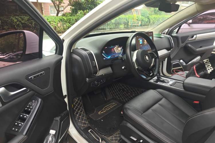 Used BYD Tang 2018 2.0T Automatic SmartConnect Prestige 7-Seater China V Standard Driver Seat