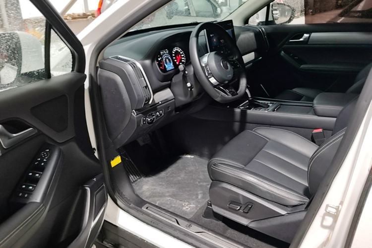 Used BYD Tang 2018 2.0T Automatic Smart Connect Prestige 7-Seater China V Standard Driver Seat