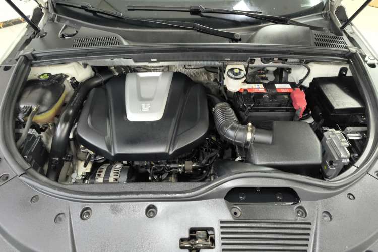 Used BYD Tang 2018 2.0T Automatic Smart Connect Prestige 5-Seater National Emission Standard V Engine Bay