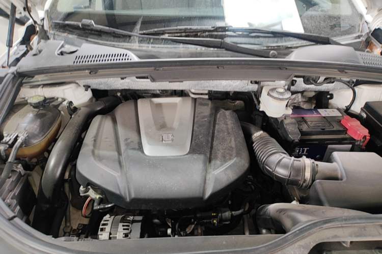 Used BYD Tang 2018 2.0T Automatic SmartConnect Prestige 7-Seater China V Standard Engine Bay