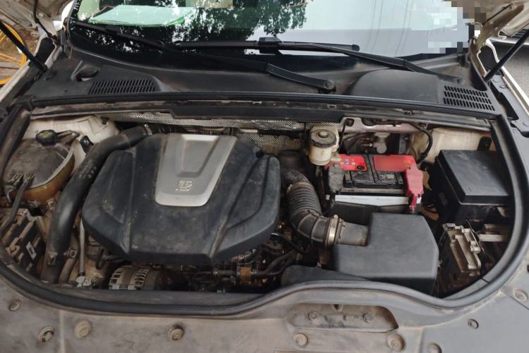Used BYD Tang 2018 2.0T Automatic SmartConnect Prestige 7-Seater China V Standard Engine Bay