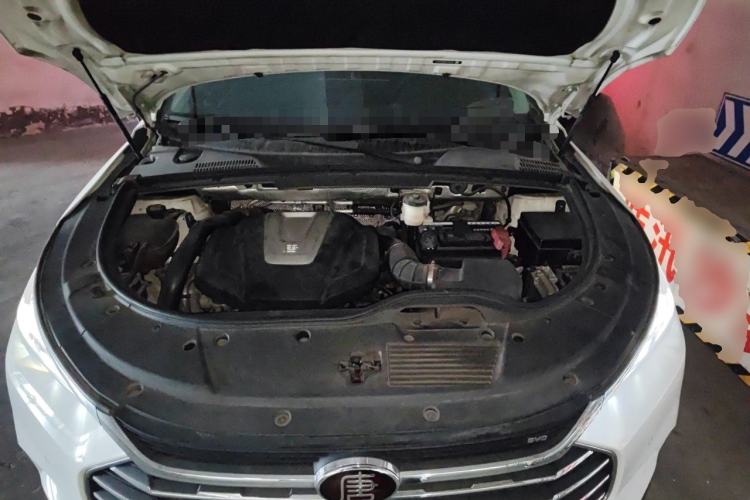 Used BYD Tang 2018 2.0T Automatic SmartConnect Prestige 7-Seater China V Standard Engine Bay