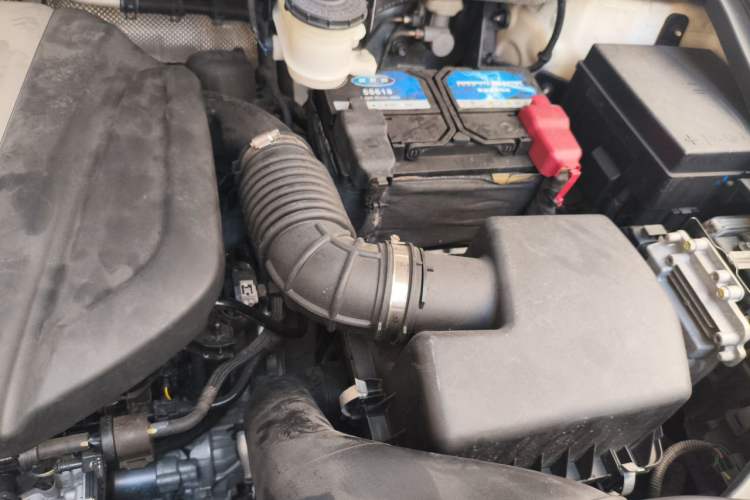 Used BYD Tang 2018 2.0T Automatic SmartConnect Prestige 7-Seater China V Standard Engine Bay Left