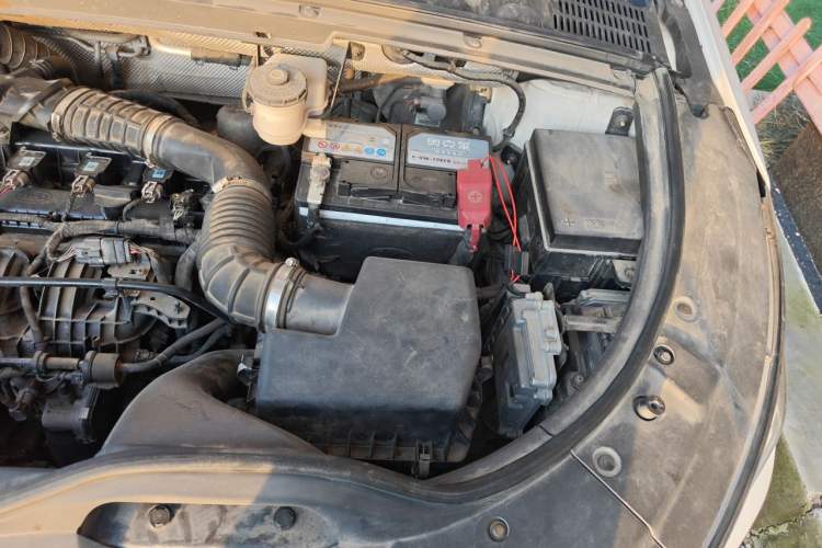 Used BYD Tang 2018 2.0T Automatic SmartConnect Prestige 7-Seater China V Standard Engine Bay Left