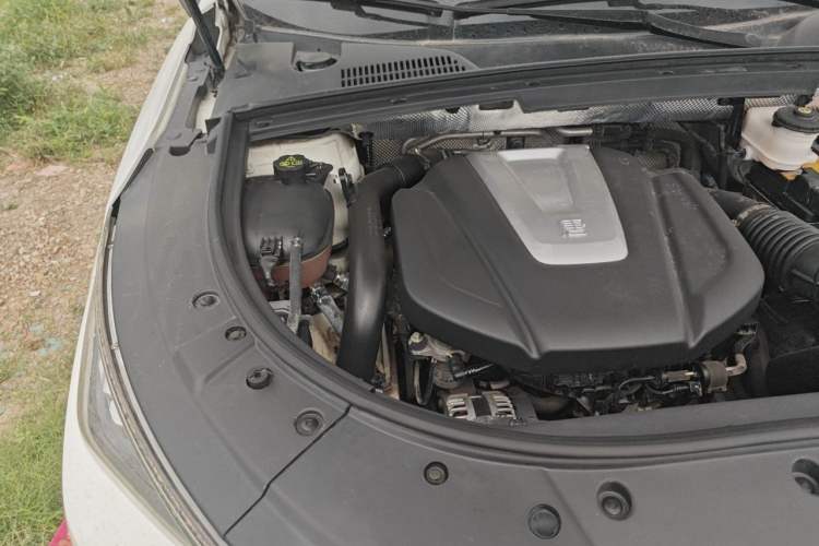 Used BYD Tang 2018 2.0T Automatic SmartConnect Prestige 7-Seater China V Standard Engine Bay Right