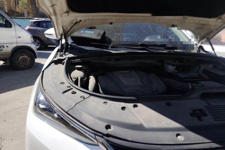 Used BYD Tang 2018 2.0T Automatic SmartConnect Prestige 7-Seater China V Standard Engine Bay Right