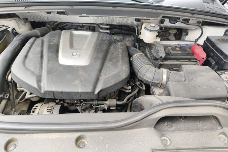 Used BYD Tang 2018 2.0T Automatic Smart Connect Prestige 7-Seater China V Standard Engine Bay
