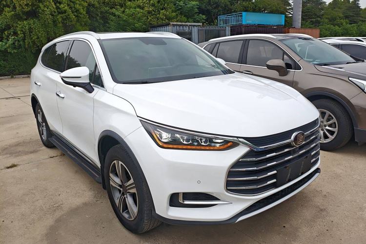 Used BYD Tang 2018 2.0T Automatic SmartConnect Luxury 7-Seater China V Emission Standard Exterior 2