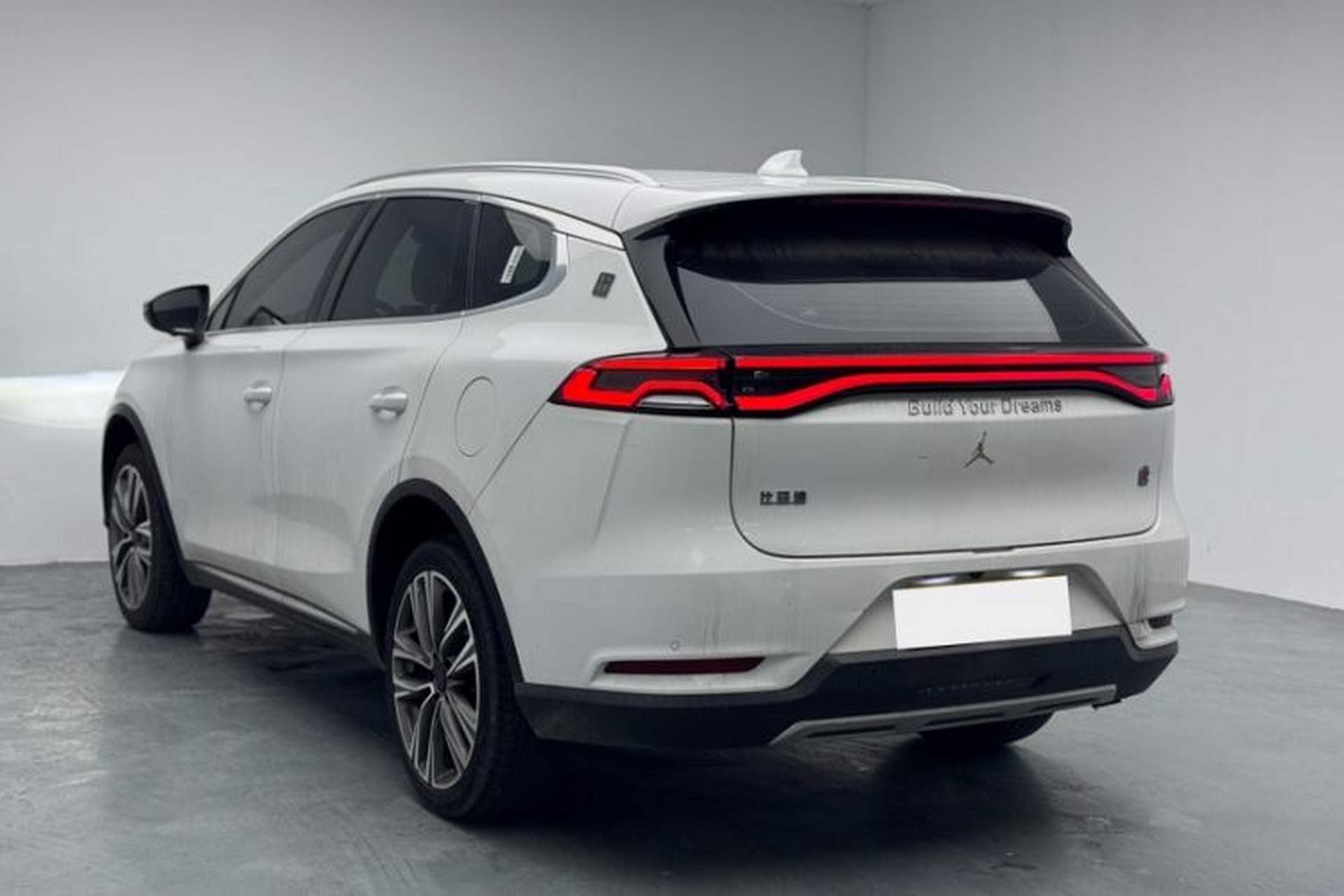 Used BYD Tang 2018 2.0T Automatic SmartConnect Prestige 7-Seater China V Standard Exterior 3