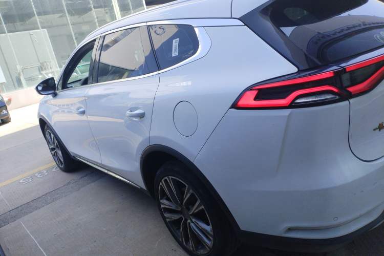 Used BYD Tang 2018 2.0T Automatic Smart Connect Prestige 7-Seater China V Standard Exterior 3
