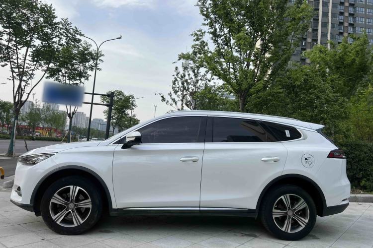 Used BYD Tang 2018 2.0T Automatic SmartConnect Luxury Edition 5 Seats China V Standard Exterior 4