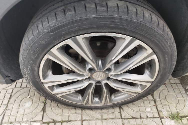 Used BYD Tang 2018 2.0T Automatic Smart Connect Prestige 7-Seater China V Standard Exterior 4