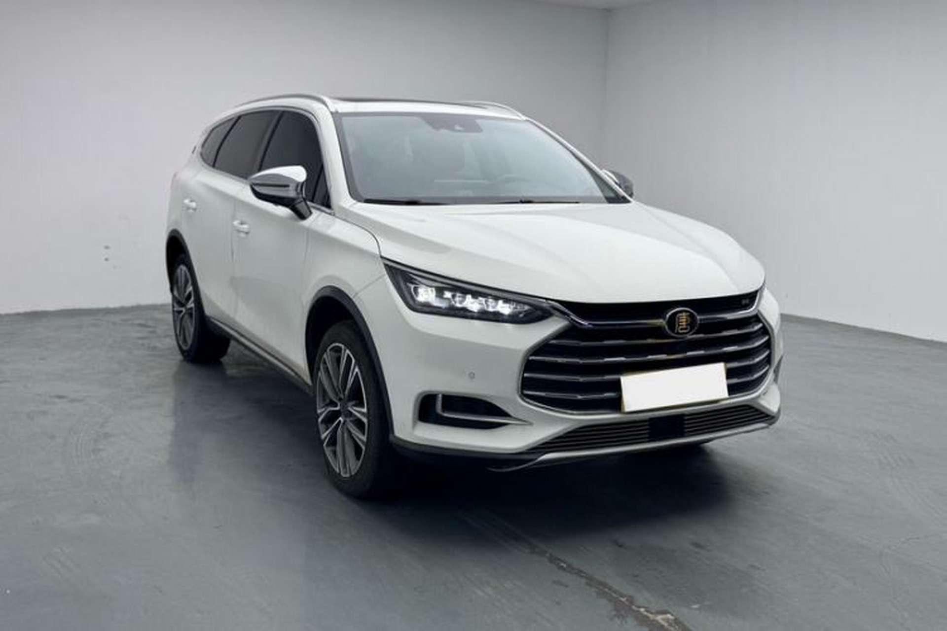 Used BYD Tang 2018 2.0T Automatic SmartConnect Prestige 7-Seater China V Standard Exterior 5