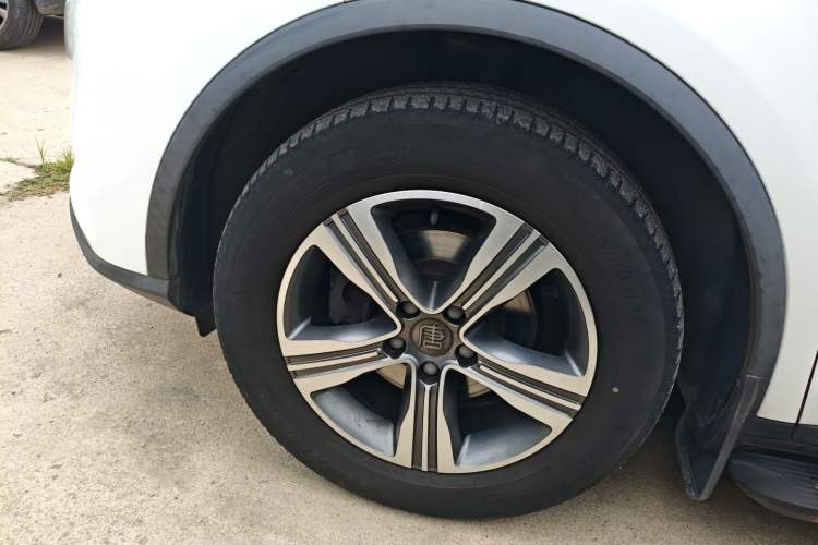 Used BYD Tang 2018 2.0T Automatic SmartConnect Luxury 7-Seater China V Emission Standard Exterior 7