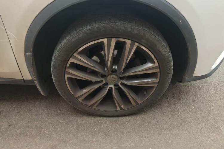 Used BYD Tang 2018 2.0T Automatic SmartConnect Prestige 7-Seater China V Standard Exterior 7