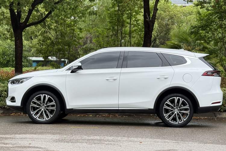 Used BYD Tang 2018 2.0T Automatic SmartConnect Prestige 7-Seater China V Standard Exterior 8