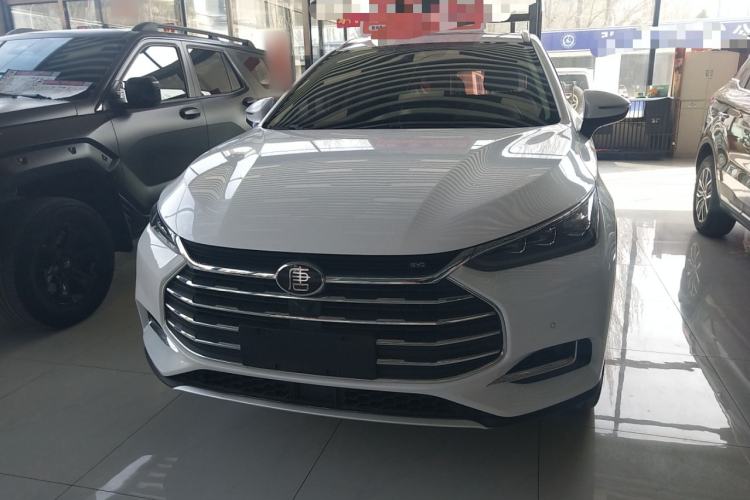 Used BYD Tang 2018 2.0T Automatic SmartConnect Prestige 7-Seater China V Standard Front