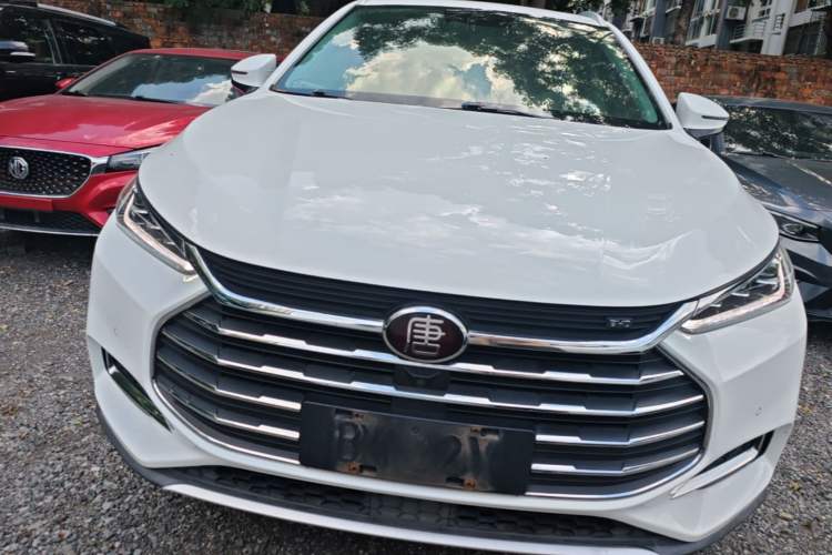 Used BYD Tang 2018 2.0T Automatic Smart Connect Prestige 7-Seater China V Standard Front