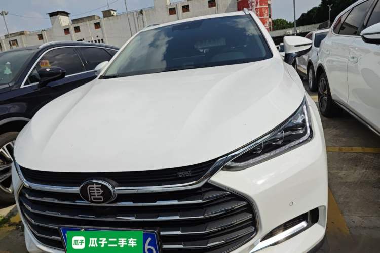 Used BYD Tang 2018 2.0T Automatic SmartConnect Prestige 7-Seater China V Standard Front