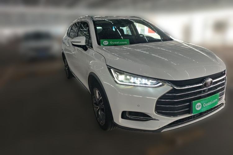 Used BYD Tang 2018 2.0T Automatic SmartConnect Prestige 7-Seater China V Standard Front Right 45 Deg
