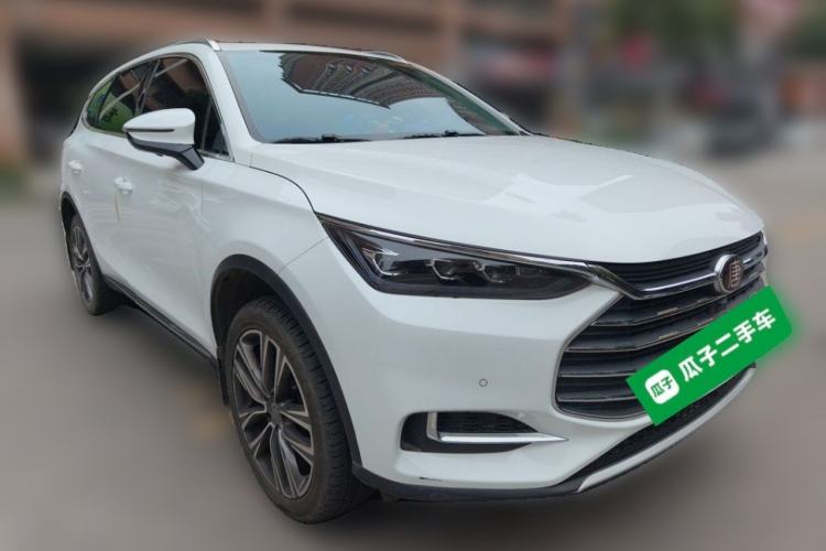 Used BYD Tang 2018 2.0T Automatic Smart Connect Prestige 7-Seater China V Standard Front Right 45 Deg