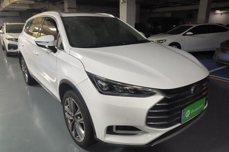 Used BYD Tang 2018 2.0T Automatic SmartConnect Prestige 7-Seater China V Standard Front Right 45 Deg