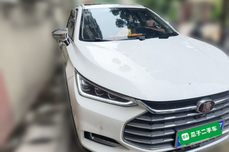 Used BYD Tang 2018 2.0T Automatic Smart Connect Prestige 7-Seater China V Standard Front Right 45 Deg
