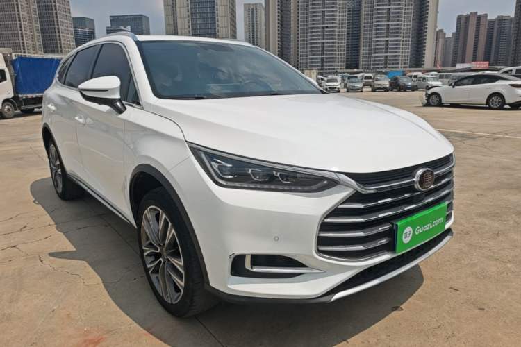Used BYD Tang 2018 2.0T Automatic Smart Connect Prestige 7-Seater China V Standard Front Right 45 Deg