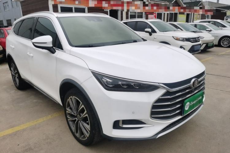 Used BYD Tang 2018 2.0T Automatic SmartConnect Prestige 7-Seater China V Standard Front Right 45 Deg