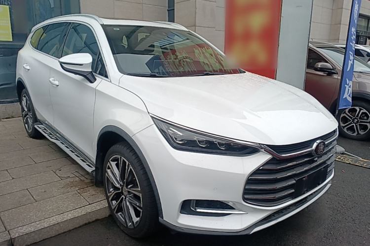 Used BYD Tang 2018 2.0T Automatic SmartConnect Prestige 7-Seater China V Standard Front Right 45 Deg