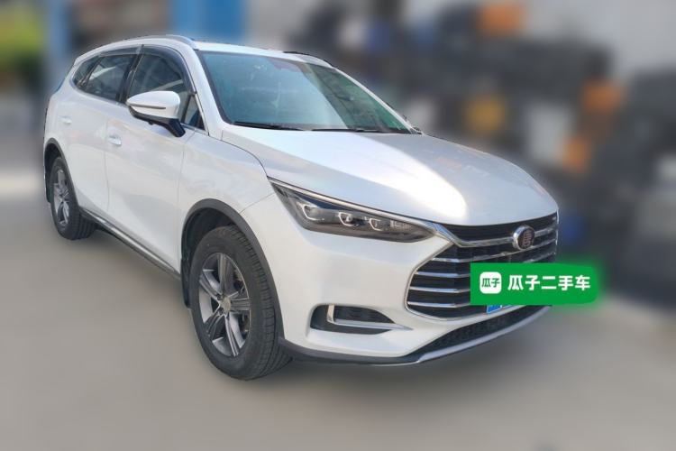 Used BYD Tang 2018 2.0T Automatic SmartConnect Luxury 7-Seater China V Emission Standard Front Right 45 Deg
