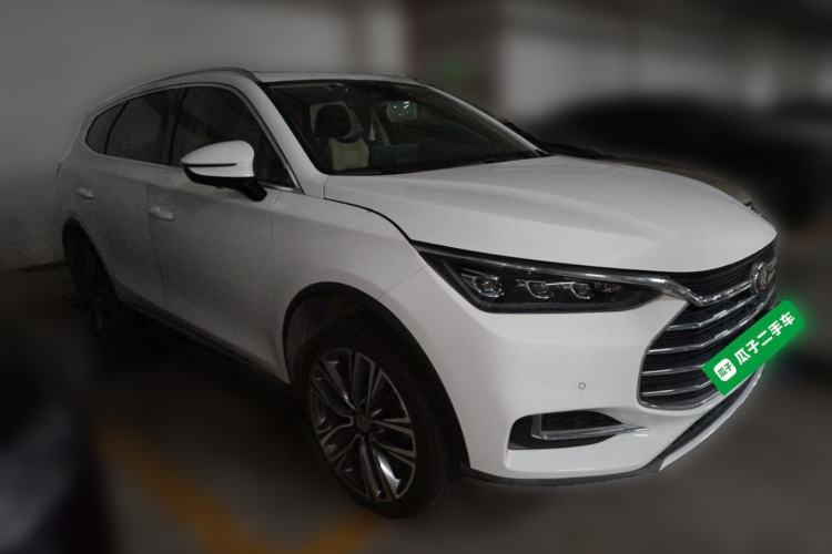 Used BYD Tang 2018 2.0T Automatic SmartConnect Prestige 7-Seater China V Standard Front Right 45 Deg
