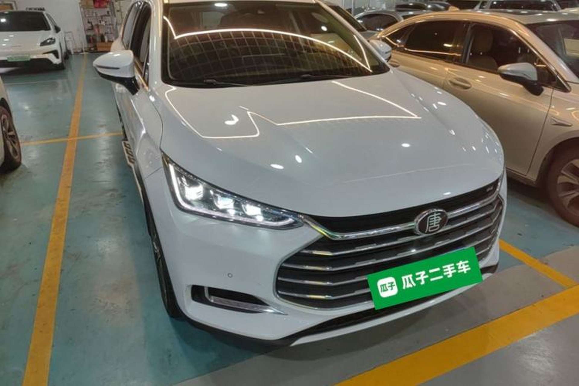Used BYD Tang 2018 2.0T Automatic Smart Connect Prestige 5-Seater National Emission Standard V Front Right 45 Deg