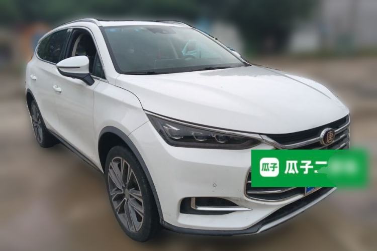 Used BYD Tang 2018 2.0T Automatic SmartConnect Prestige 7-Seater China V Standard Front Right 45 Deg