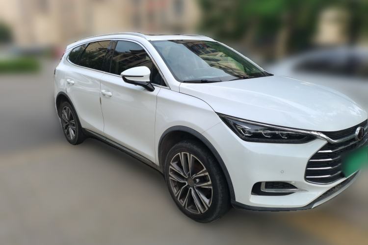 Used BYD Tang 2018 2.0T Automatic SmartConnect Prestige 7-Seater China V Standard Front Right 45 Deg