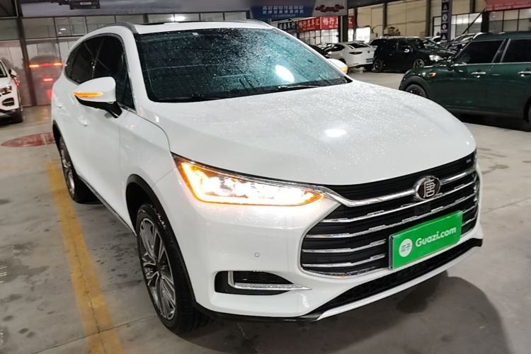 Used BYD Tang 2018 2.0T Automatic Smart Connect Prestige 7-Seater China V Standard Front Right 45 Deg