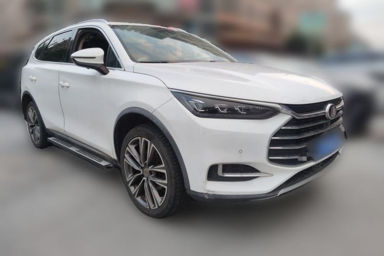 Used BYD Tang 2018 2.0T Automatic Smart Connect Prestige 7-Seater China V Standard Front Right 45 Deg