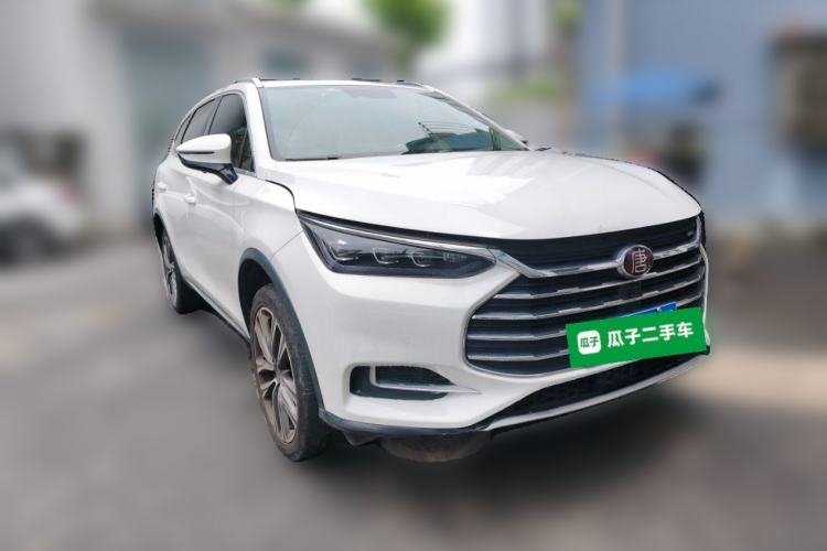Used BYD Tang 2018 2.0T Automatic Smart Connect Prestige 7-Seater China V Standard Front Right 45 Deg
