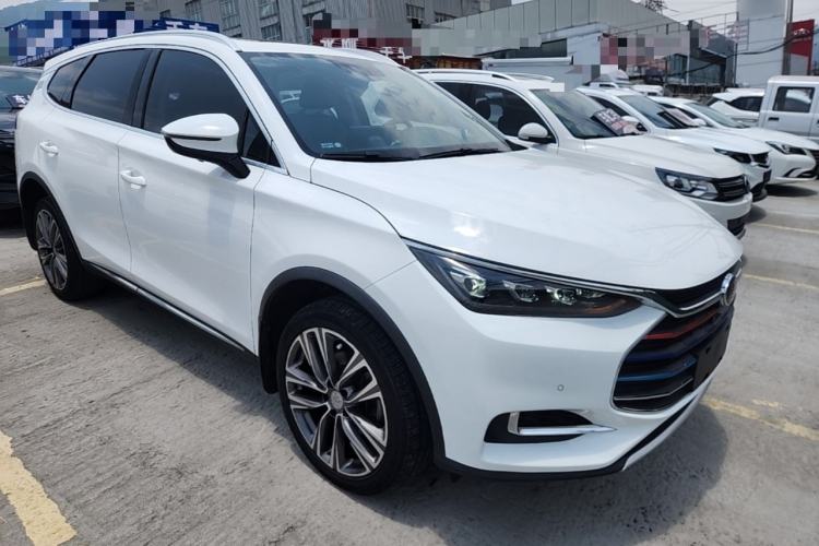 Used BYD Tang 2018 2.0T Automatic Smart Connect Prestige 7-Seater China V Standard Front Right 45 Deg