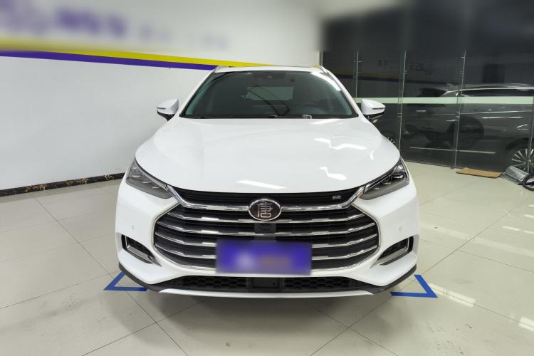 Used BYD Tang 2018 2.0T Automatic Smart Connect Prestige 5-Seater National Emission Standard V Front