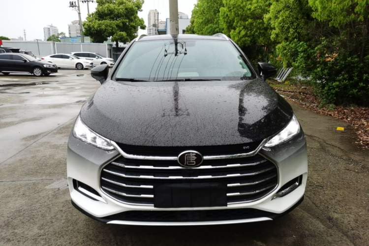 Used BYD Tang 2018 2.0T Automatic SmartConnect Luxury Edition 5 Seats China V Standard Front