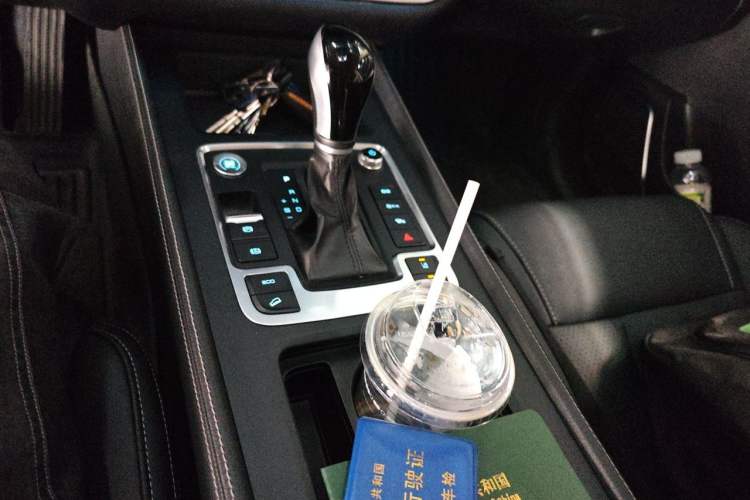 Used BYD Tang 2018 2.0T Automatic SmartConnect Prestige 7-Seater China V Standard Gear Lever