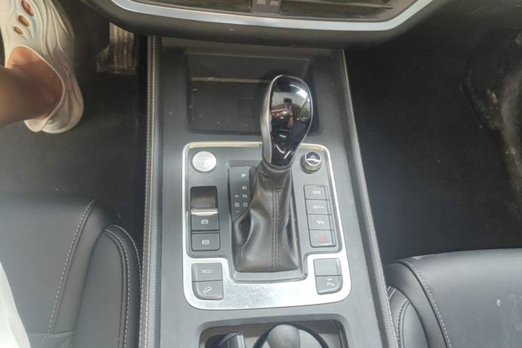 Used BYD Tang 2018 2.0T Automatic Smart Connect Prestige 7-Seater China V Standard Gear Lever