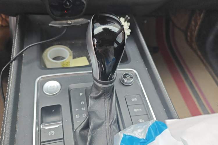 Used BYD Tang 2018 2.0T Automatic SmartConnect Prestige 7-Seater China V Standard Gear Lever