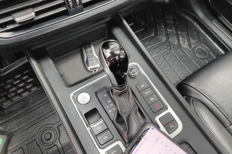 Used BYD Tang 2018 2.0T Automatic Smart Connect Prestige 7-Seater China V Standard Gear Lever