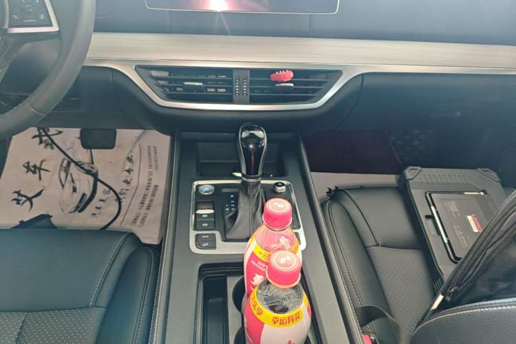 Used BYD Tang 2018 2.0T Automatic SmartConnect Prestige 7-Seater China V Standard Gear Lever